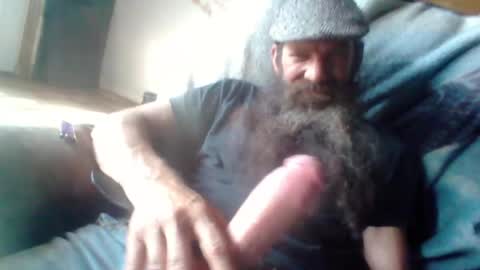 Snapshot of sitonmybeardxxx chatting on 06-04-26, 11:22 sitonmybeardxxx online show from 06-04-26, 11:22