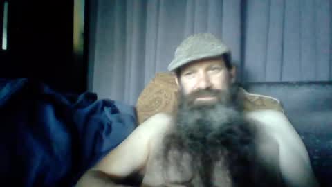 Snapshot of sitonmybeardxxx chatting on 06-06-26, 12:10 sitonmybeardxxx online show from 06-06-26, 12:10