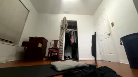 SIXFOOTFOURNINE online show from 04-05-26, 08:22