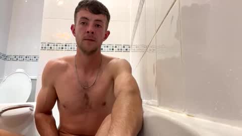 sixpackmac1 online show from 09-13-25, 05:02