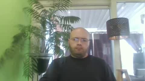 sixten113 online show from 02-11-26, 09:14