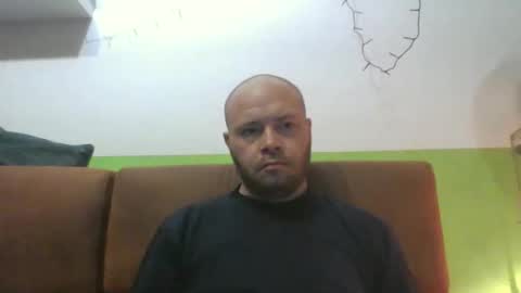 Snapshot of sixten19795 chatting on 11-18-25, 07:46 sixten19795 online show from 11-18-25, 07:46