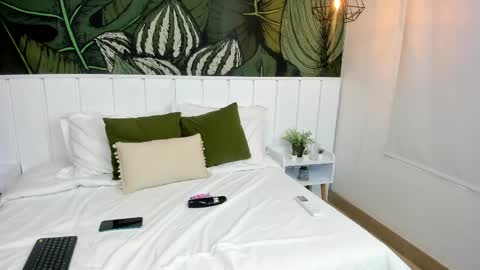 skarletkiss_ online show from 04-25-26, 06:49