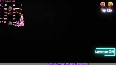 Snapshot of skarlyhot chatting on 05-18-26, 12:07 Laura Sofia online show from 05-18-26, 12:07