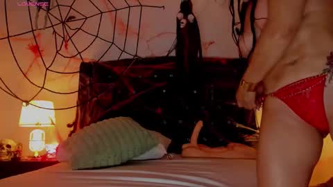 Skay online show from 10-31-25, 12:22