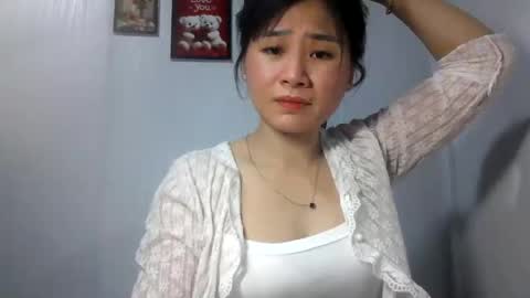 Shie online show from 05-20-26, 01:50