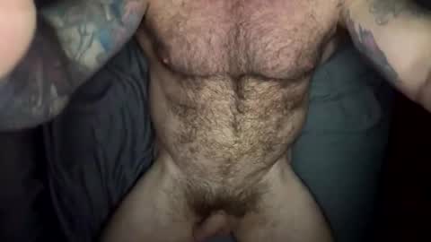 Snapshot of skimaskedbeef chatting on 05-11-26, 01:55 BEEF online show from 05-11-26, 01:55