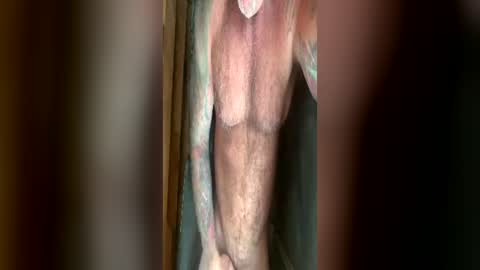 Snapshot of skimaskedbeef chatting on 06-19-26, 11:30 BEEF online show from 06-19-26, 11:30