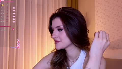 Snapshot of skinny_alice chatting on 01-23-25, 01:19 Alice GMT 2 Mon Tues Thur Fri Sun 0300am-0900am online show from 01-23-25, 01:19