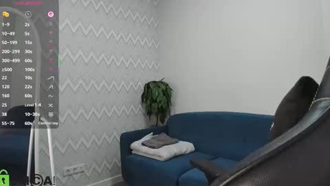 Snapshot of skinny_alice chatting on 10-26-25, 01:22 Alice GMT 2 Mon Tues Thur Fri Sun 0300am-0900am online show from 10-26-25, 01:22