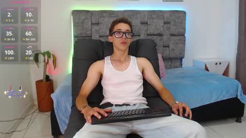 skinny_bigcock20 online show from 02-06-26, 09:29