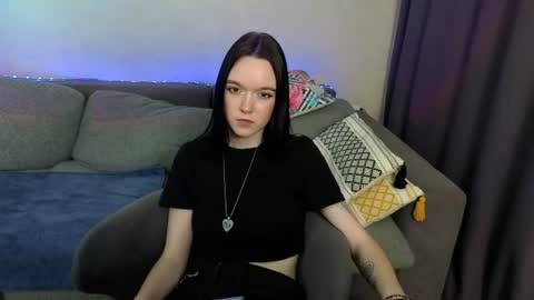 Snapshot of skinny_exy chatting on 06-24-26, 06:23 Exy online show from 06-24-26, 06:23