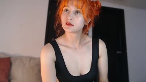 Snapshot of skinny_raven chatting on 05-30-26, 09:12 Marion online show from 05-30-26, 09:12