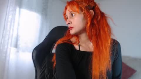 Snapshot of skinny_raven chatting on 06-22-26, 10:18 Marion online show from 06-22-26, 10:18