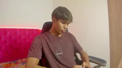 Snapshot of skinny_sam23 chatting on 04-22-26, 03:53 sam online show from 04-22-26, 03:53