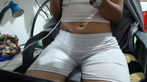 Snapshot of skinny_sexy666 chatting on 06-06-26, 11:53 skinny_sexy666 online show from 06-06-26, 11:53