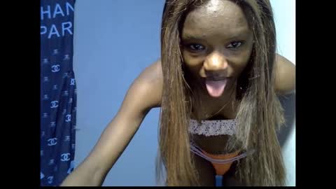 Linda independent model online show from 02-22-26, 06:28