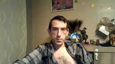 SkinnyBigCock2 online show from 01-26-25, 06:17