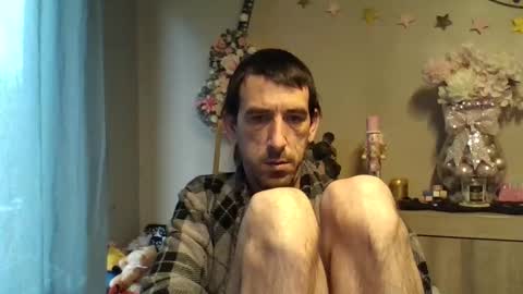 SkinnyBigCock2 online show from 11-28-25, 08:39