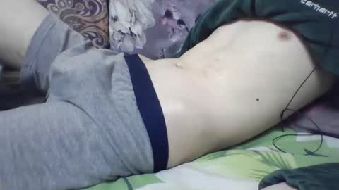 skinnycuteb0y online show from 01-04-25, 12:27