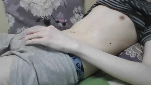 skinnycuteb0y online show from 02-04-25, 03:22