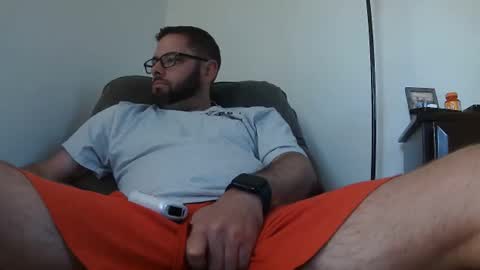 Snapshot of skinnydadbod chatting on 05-04-26, 10:39 B online show from 05-04-26, 10:39