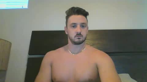 Snapshot of skinnyguylongdick1 chatting on 01-30-25, 12:39 skinnyguylongdick1 online show from 01-30-25, 12:39
