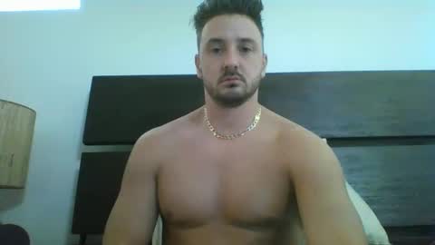 Snapshot of skinnyguylongdick1 chatting on 03-02-25, 05:47 skinnyguylongdick1 online show from 03-02-25, 05:47