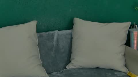 Snapshot of skinnynatty chatting on 06-05-26, 03:46 Natty online show from 06-05-26, 03:46