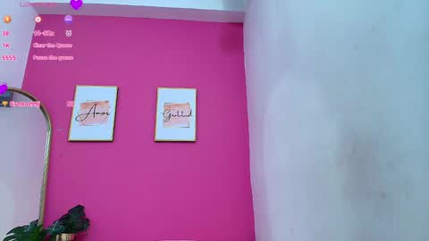 Snapshot of skinnyneighbour_ chatting on 01-15-25, 09:13 Karla online show from 01-15-25, 09:13