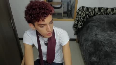 skinnypipe15 online show from 10-22-25, 03:18