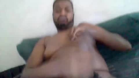 Snapshot of skulldaddy1 chatting on 05-26-26, 01:18 skulldaddy1 online show from 05-26-26, 01:18