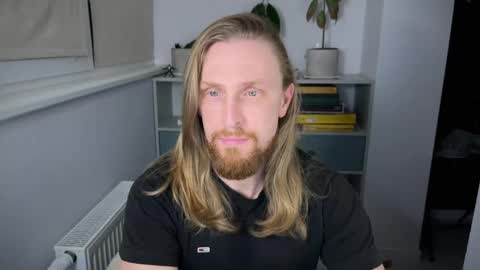 sky_guy25 online show from 11-15-25, 09:11