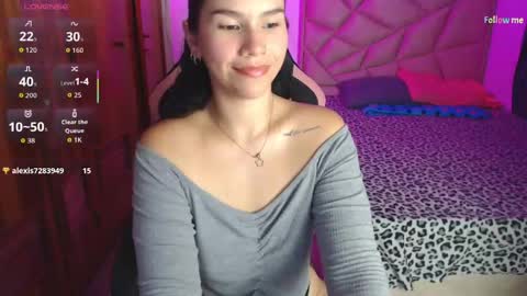 Snapshot of sky_lover_ chatting on 04-19-26, 08:13 Sky online show from 04-19-26, 08:13
