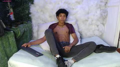 Snapshot of sky_walkerss chatting on 03-02-26, 03:41 sky_walkerss online show from 03-02-26, 03:41