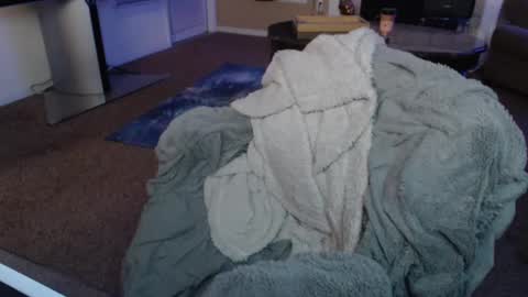 SKYLE   online show from 01-23-25, 01:19