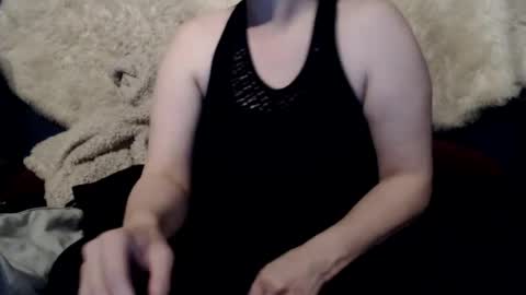 Snapshot of skyblu1 chatting on 07-27-26, 04:19 SKYLE online show from 07-27-26, 04:19