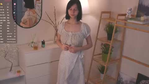 Melissa online show from 11-11-25, 04:56