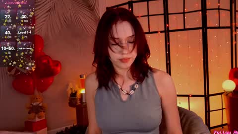 Snapshot of skyeyes__ chatting on 02-26-25, 05:42 Ann online show from 02-26-25, 05:42