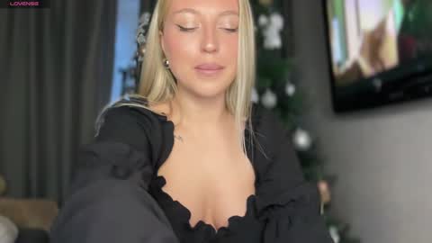 GARRY AND SOPHIA online show from 01-09-25, 01:35