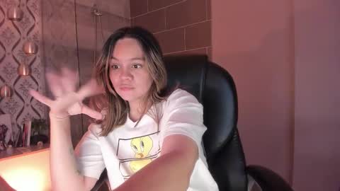 Snapshot of skyjunne chatting on 03-13-26, 05:30 Sky June online show from 03-13-26, 05:30