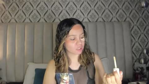 Snapshot of skyjunne chatting on 04-05-26, 06:16 Sky June online show from 04-05-26, 06:16