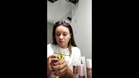 Snapshot of skyjunne chatting on 04-13-26, 05:07 Sky June online show from 04-13-26, 05:07