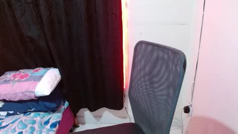 Snapshot of skykar chatting on 09-09-25, 02:44 reep online show from 09-09-25, 02:44