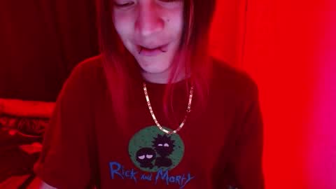 Snapshot of skykar chatting on 09-30-25, 01:43 reep online show from 09-30-25, 01:43