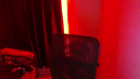 Snapshot of skykar chatting on 10-04-25, 03:15 reep online show from 10-04-25, 03:15