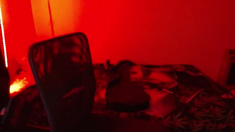 Snapshot of skykar chatting on 10-30-25, 03:30 reep online show from 10-30-25, 03:30