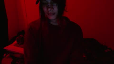 Snapshot of skykar chatting on 11-15-25, 06:11 reep online show from 11-15-25, 06:11