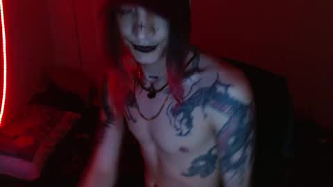 Snapshot of skykar chatting on 11-22-25, 06:34 reep online show from 11-22-25, 06:34