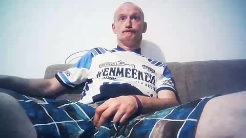 Snapshot of skylab78 chatting on 11-02-25, 01:41 MadOteC online show from 11-02-25, 01:41